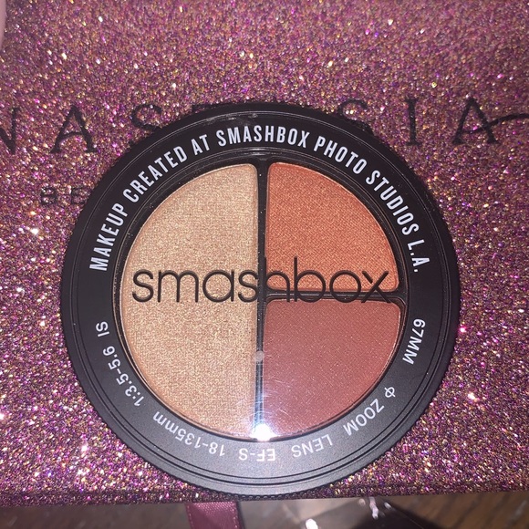 Smash box ablaze eyeshadow, eyeliner,lipstick trio - Picture 2 of 5